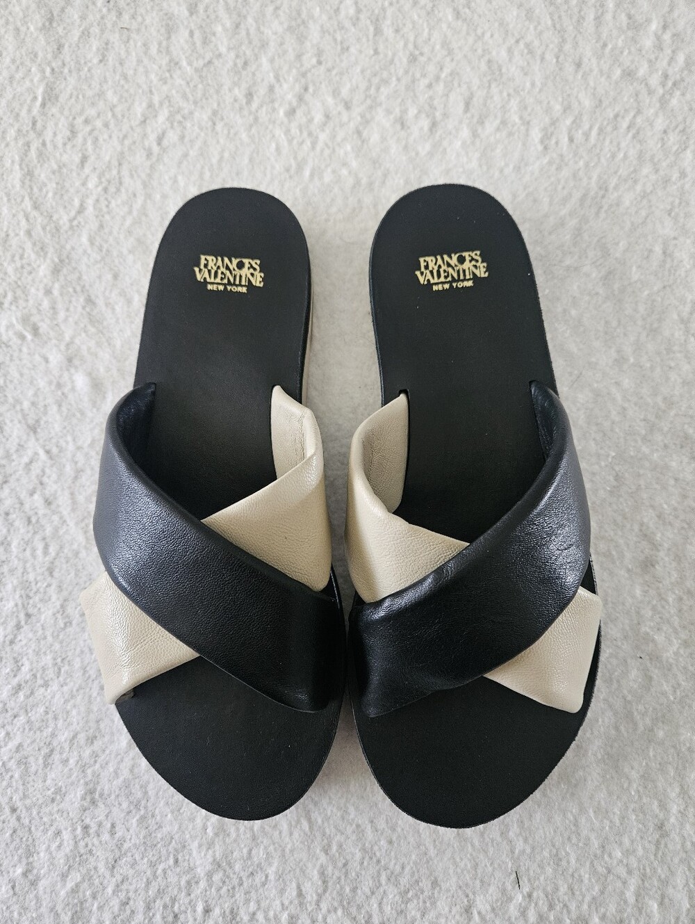 Frances Valentine Women’s Black & Cream Leather Slide Sandals NEW W/O TAGS